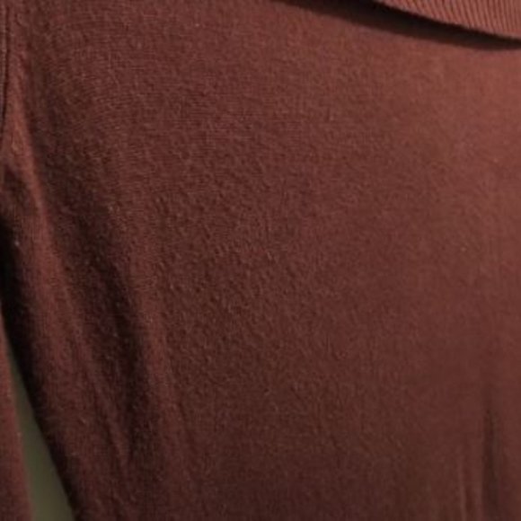 ✨SALE: 3 for $15!✨ Maroon cowl neck dress - size XS - Picture 2 of 3
